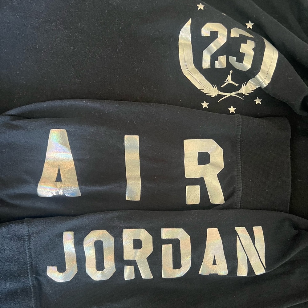Men’s Jordan Long Sleeve Graphic Shirt